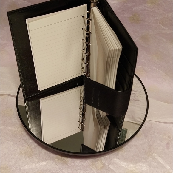 Authentic Prada Agenda/Passport Holder - Picture 12 of 17